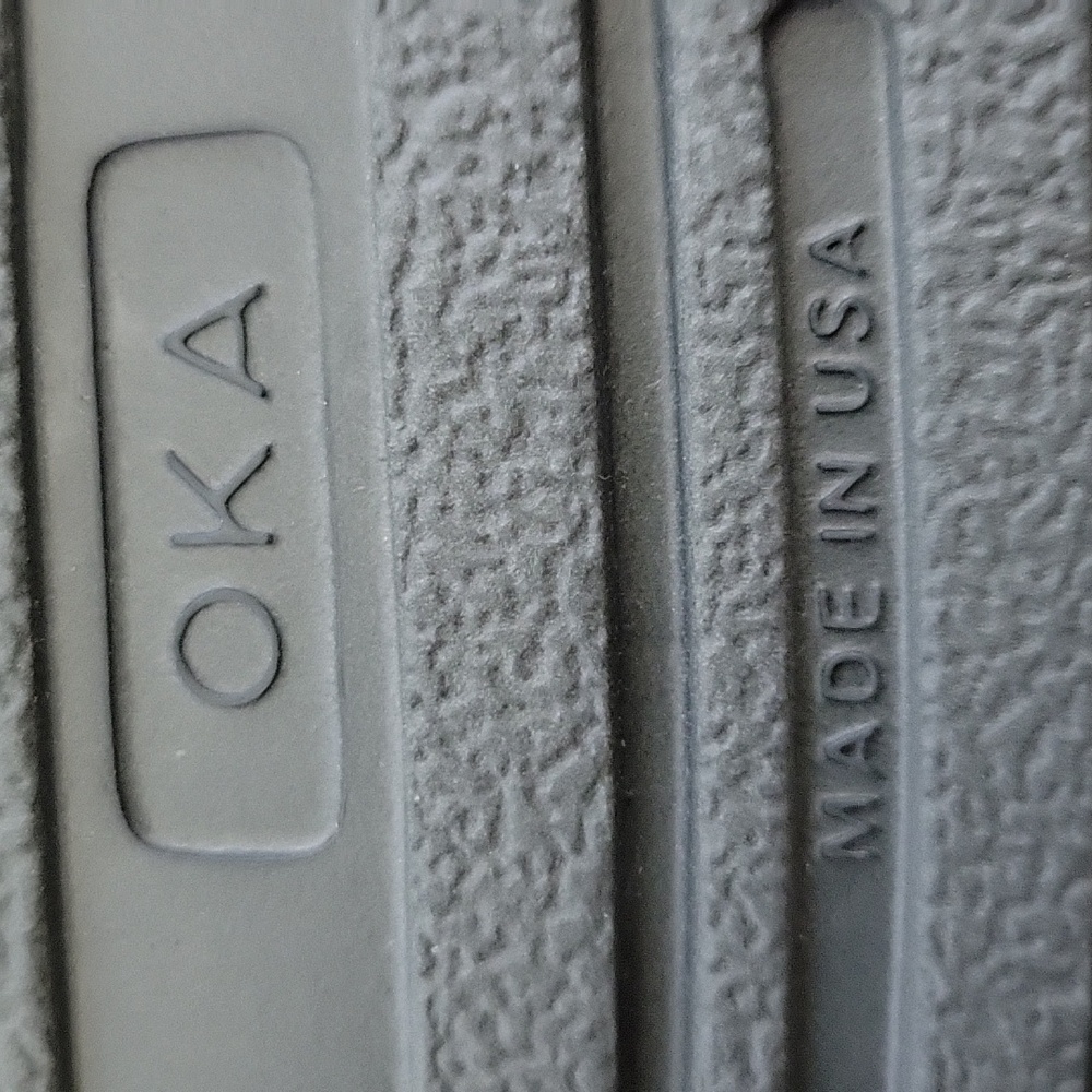 OKA Slides Sandals Water Shoes Gray Womens 10/Mens 8 NWOT - Picture 5 of 7